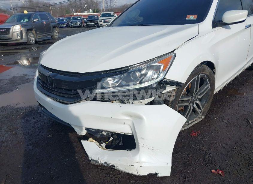 Photo 6 of 2017 Honda Accord SPORT (VIN 1HGCR2F55HA193173)