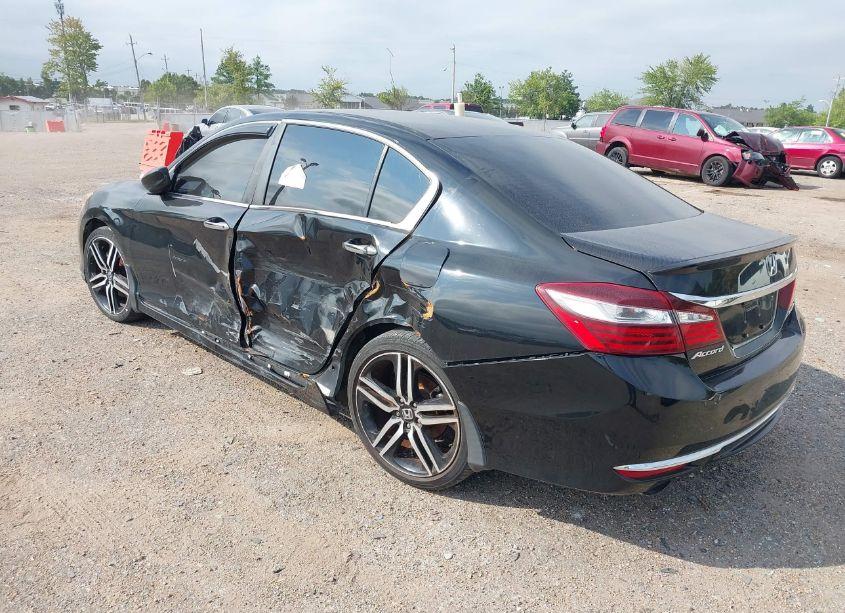 Photo 3 of 2017 Honda Accord SPORT (VIN 1HGCR2F55HA201935)