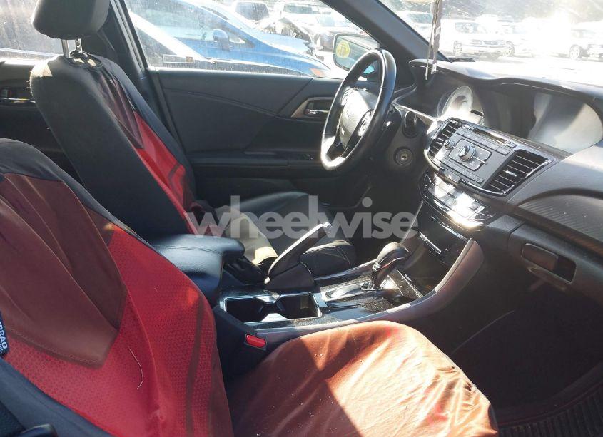 Photo 5 of 2017 Honda Accord SPORT (VIN 1HGCR2F55HA216791)