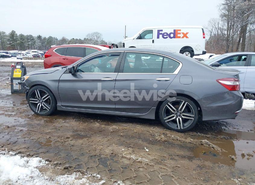 Photo 15 of 2017 Honda Accord SPORT (VIN 1HGCR2F55HA280491)