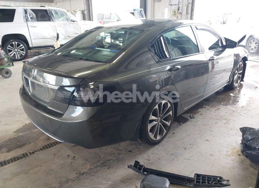 Photo 4 of 2013 Honda Accord SPORT (VIN 1HGCR2F56DA189384)