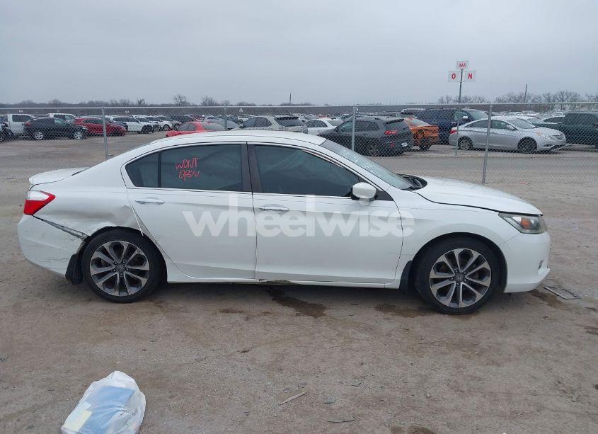 Photo 13 of 2013 Honda Accord SPORT (VIN 1HGCR2F56DA196755)
