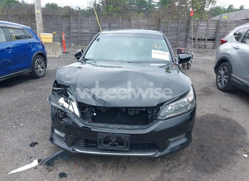 Photo 12 of 2013 Honda Accord SPORT (VIN 1HGCR2F56DA213585)