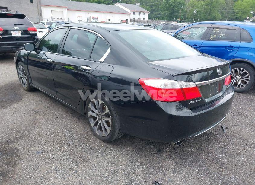 Photo 3 of 2013 Honda Accord SPORT (VIN 1HGCR2F56DA213585)