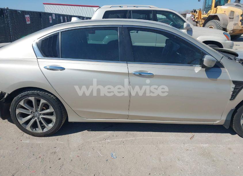 Photo 13 of 2014 Honda Accord SPORT (VIN 1HGCR2F56EA006163)