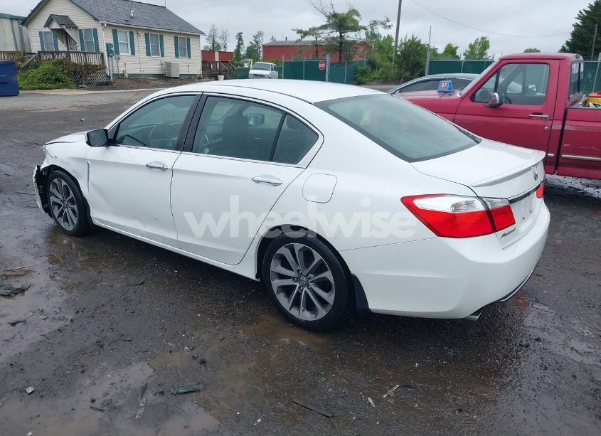 Photo 3 of 2014 Honda Accord SPORT (VIN 1HGCR2F56EA093384)
