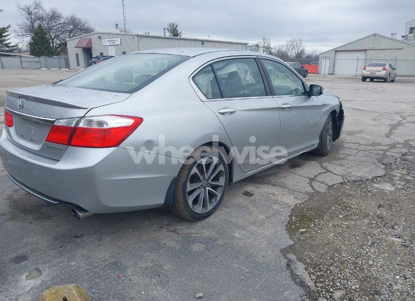 Photo 4 of 2014 Honda Accord SPORT (VIN 1HGCR2F56EA128988)