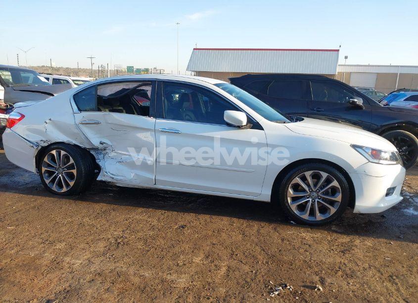 Photo 14 of 2014 Honda Accord SPORT (VIN 1HGCR2F56EA253215)