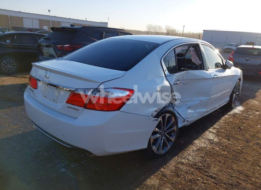 Photo 4 of 2014 Honda Accord SPORT (VIN 1HGCR2F56EA253215)