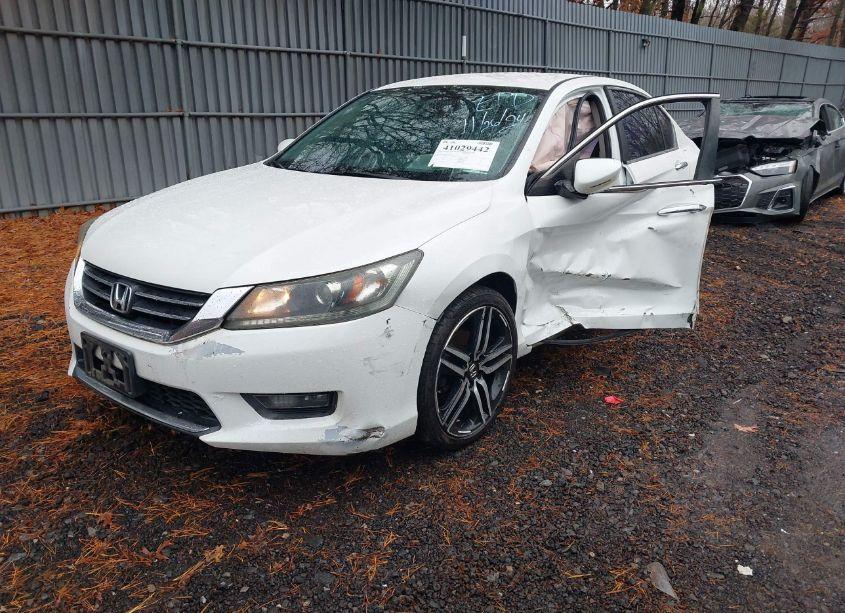 Photo 2 of 2014 Honda Accord SPORT (VIN 1HGCR2F56EA256325)