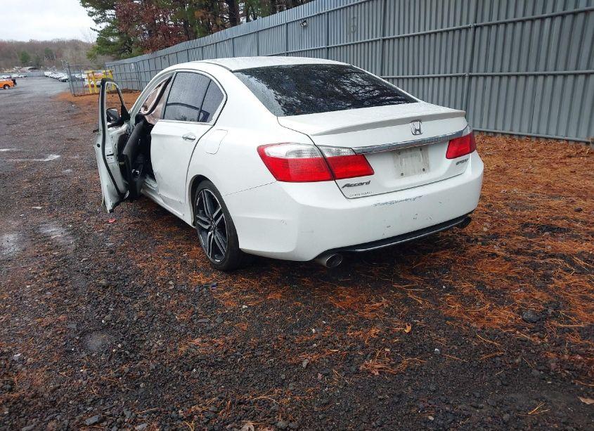 Photo 3 of 2014 Honda Accord SPORT (VIN 1HGCR2F56EA256325)