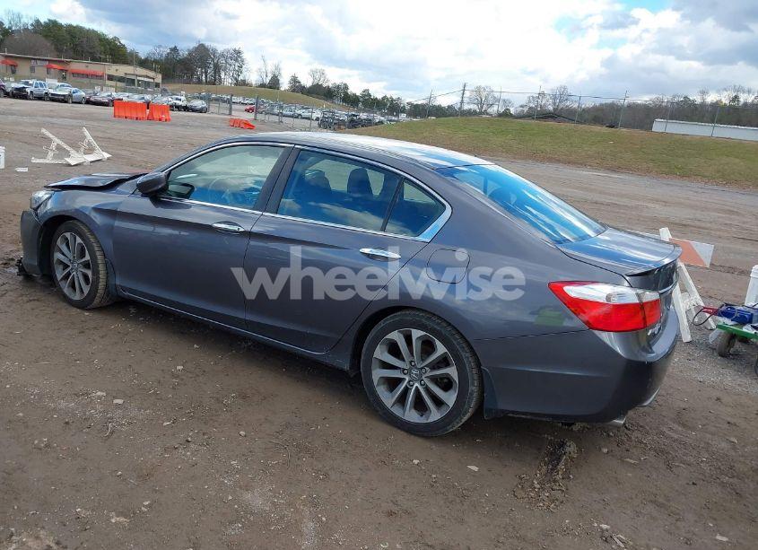 Photo 3 of 2015 Honda Accord SPORT (VIN 1HGCR2F56FA004463)