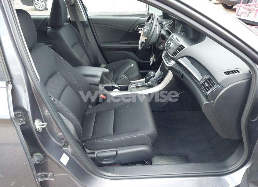 Photo 5 of 2015 Honda Accord SPORT (VIN 1HGCR2F56FA004463)