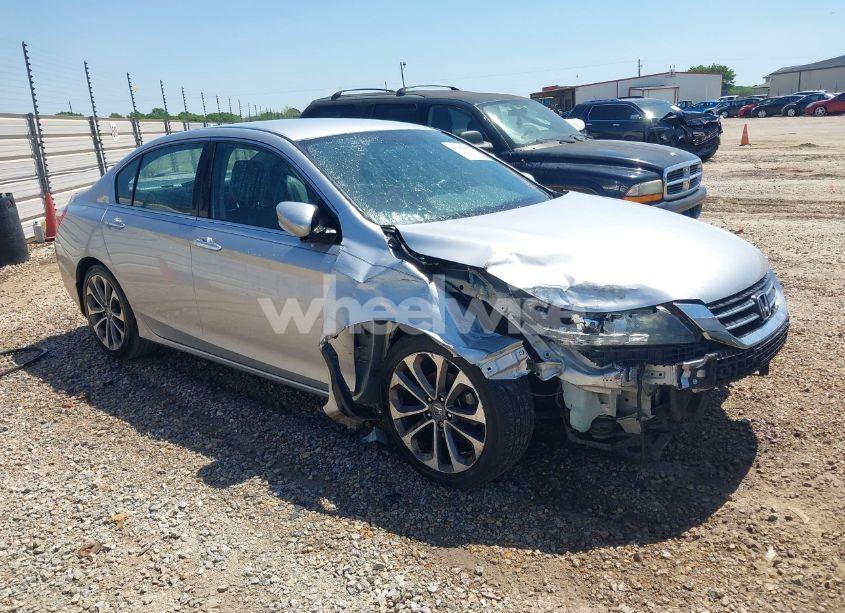 2015 Honda Accord SPORT (VIN 1HGCR2F56FA018122) main photo