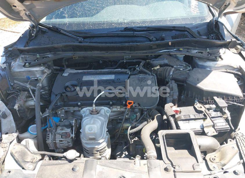 Photo 10 of 2015 Honda Accord SPORT (VIN 1HGCR2F56FA018122)