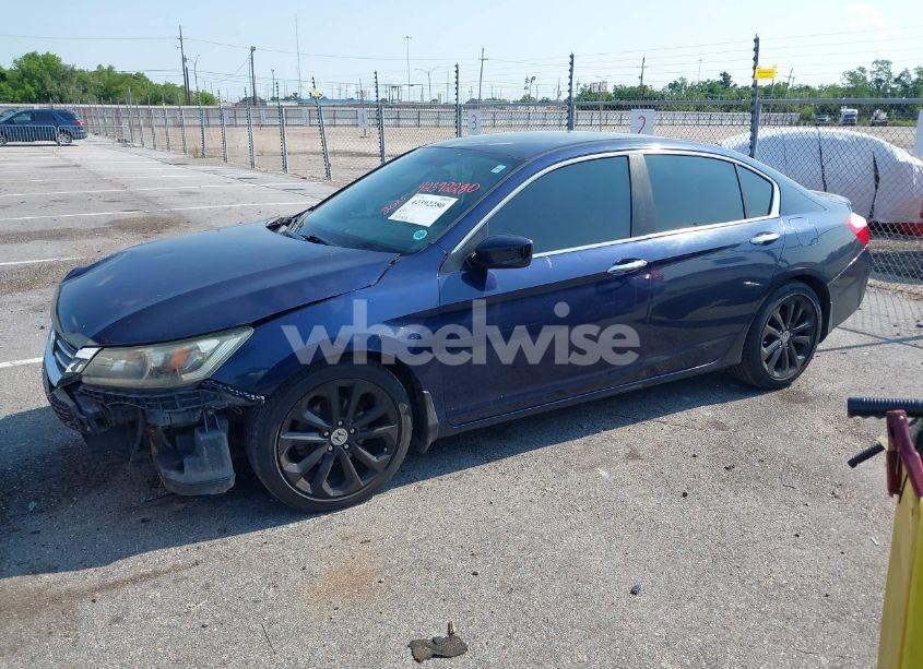 Photo 15 of 2015 Honda Accord SPORT (VIN 1HGCR2F56FA044218)
