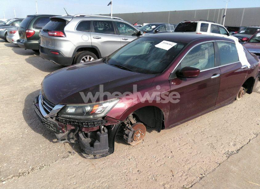 Photo 2 of 2015 Honda Accord SPORT (VIN 1HGCR2F56FA055106)