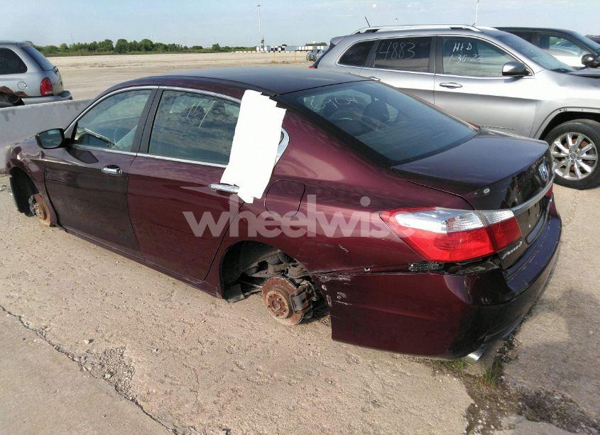 Photo 3 of 2015 Honda Accord SPORT (VIN 1HGCR2F56FA055106)