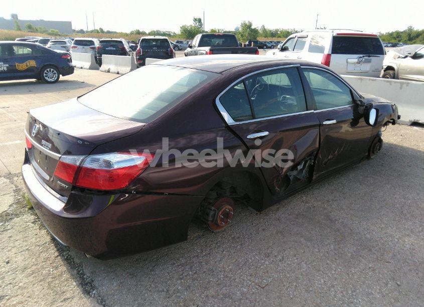 Photo 4 of 2015 Honda Accord SPORT (VIN 1HGCR2F56FA055106)