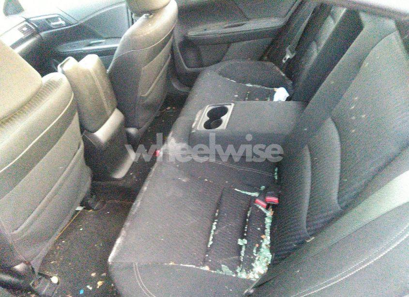 Photo 8 of 2015 Honda Accord SPORT (VIN 1HGCR2F56FA055106)