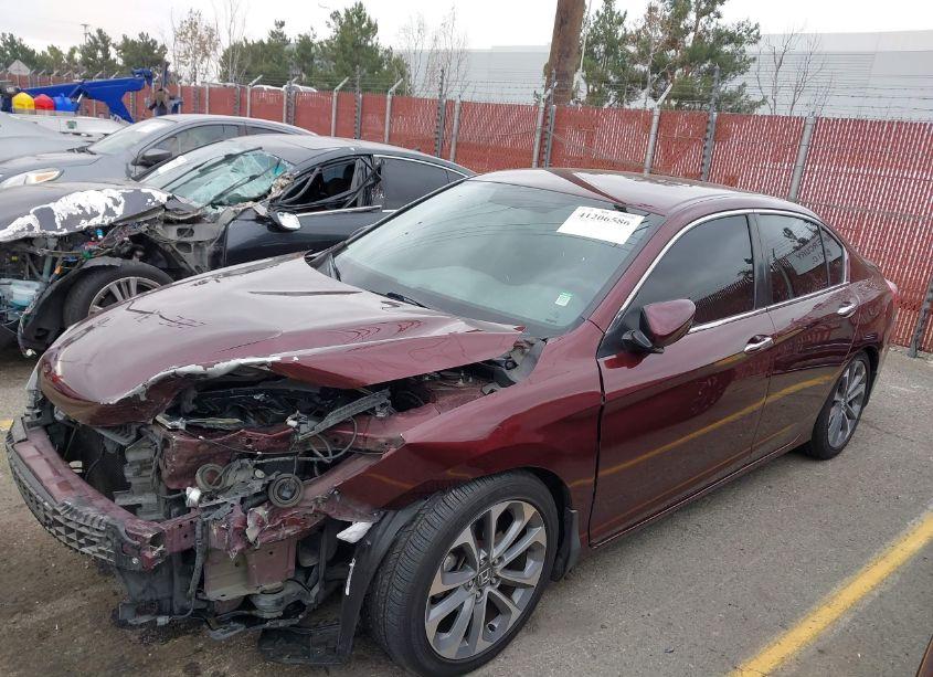 Photo 15 of 2015 Honda Accord SPORT (VIN 1HGCR2F56FA093452)