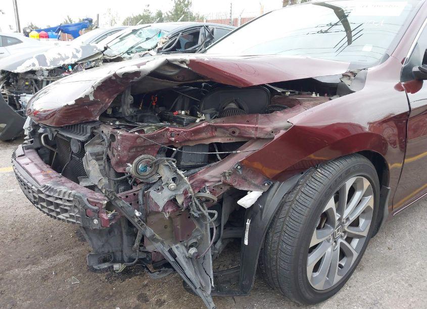 Photo 19 of 2015 Honda Accord SPORT (VIN 1HGCR2F56FA093452)