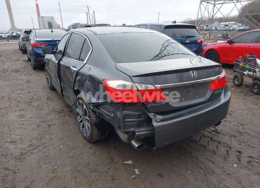 Photo 3 of 2015 Honda Accord SPORT (VIN 1HGCR2F56FA117295)