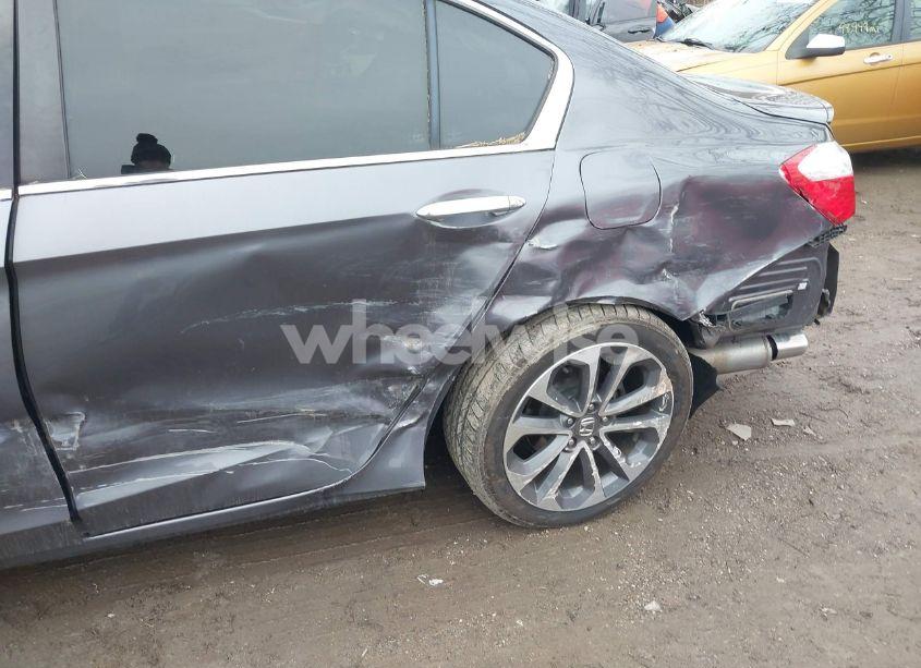 Photo 6 of 2015 Honda Accord SPORT (VIN 1HGCR2F56FA117295)