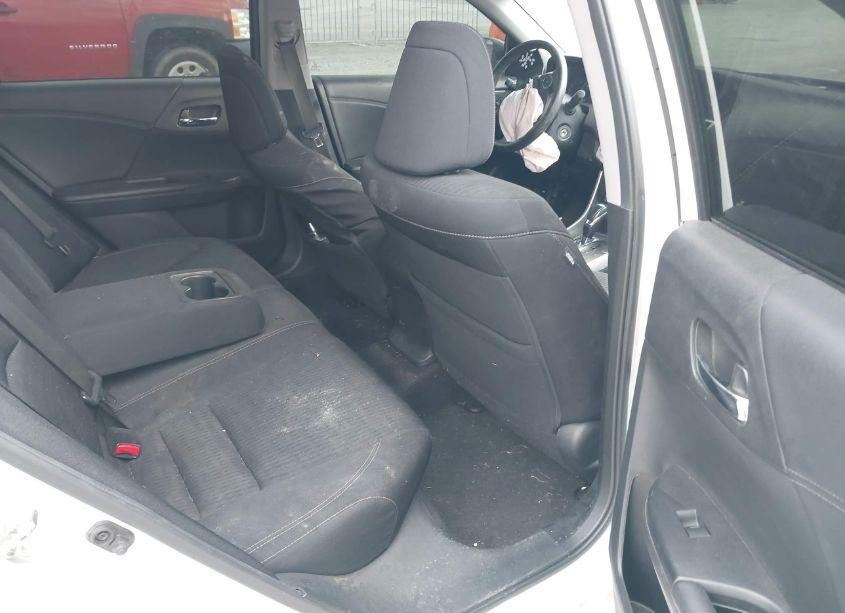 Photo 8 of 2015 Honda Accord SPORT (VIN 1HGCR2F56FA130662)