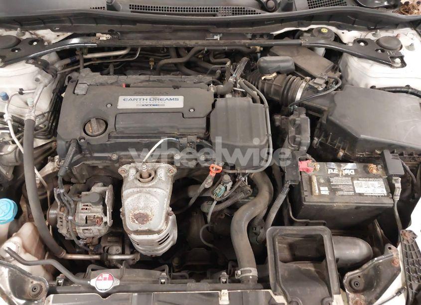 Photo 10 of 2015 Honda Accord SPORT (VIN 1HGCR2F56FA149325)