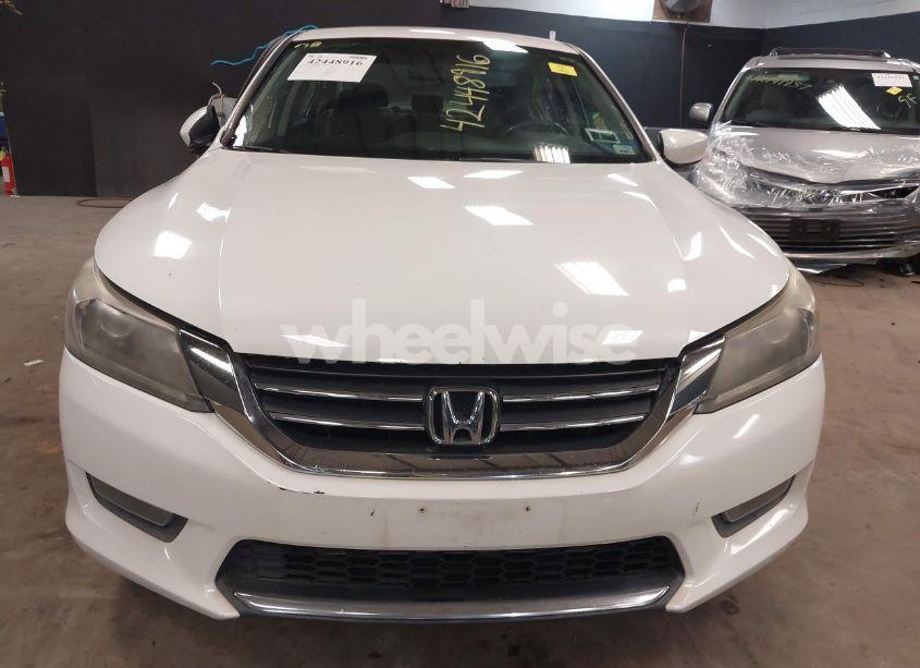 Photo 12 of 2015 Honda Accord SPORT (VIN 1HGCR2F56FA149325)
