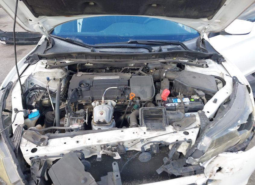 Photo 10 of 2015 Honda Accord SPORT (VIN 1HGCR2F56FA169526)