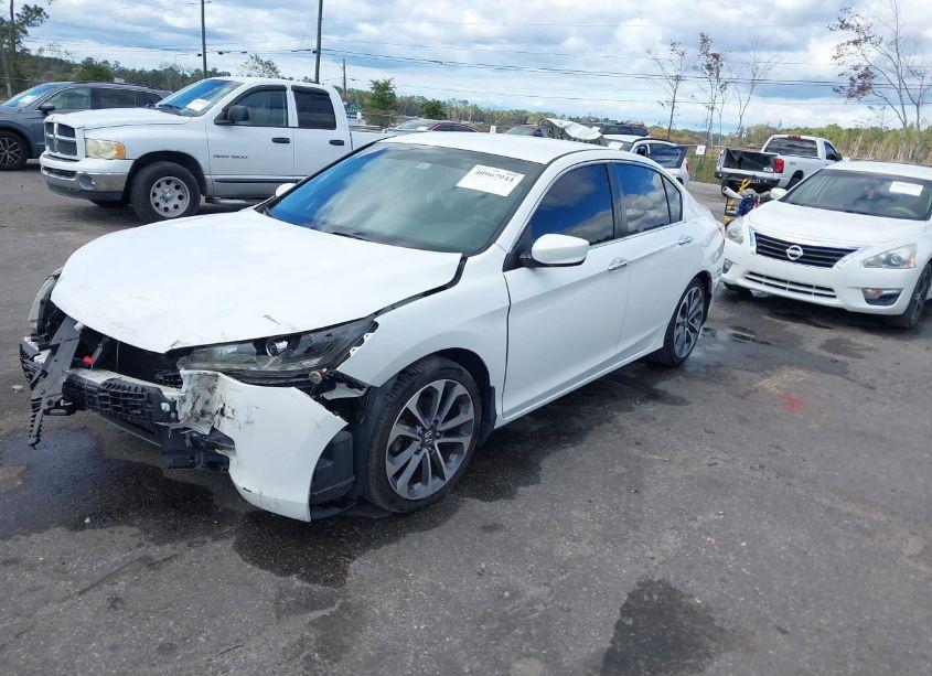 Photo 2 of 2015 Honda Accord SPORT (VIN 1HGCR2F56FA169526)