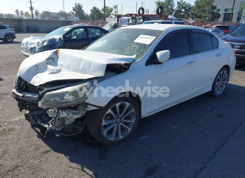 Photo 2 of 2015 Honda Accord SPORT (VIN 1HGCR2F56FA217543)