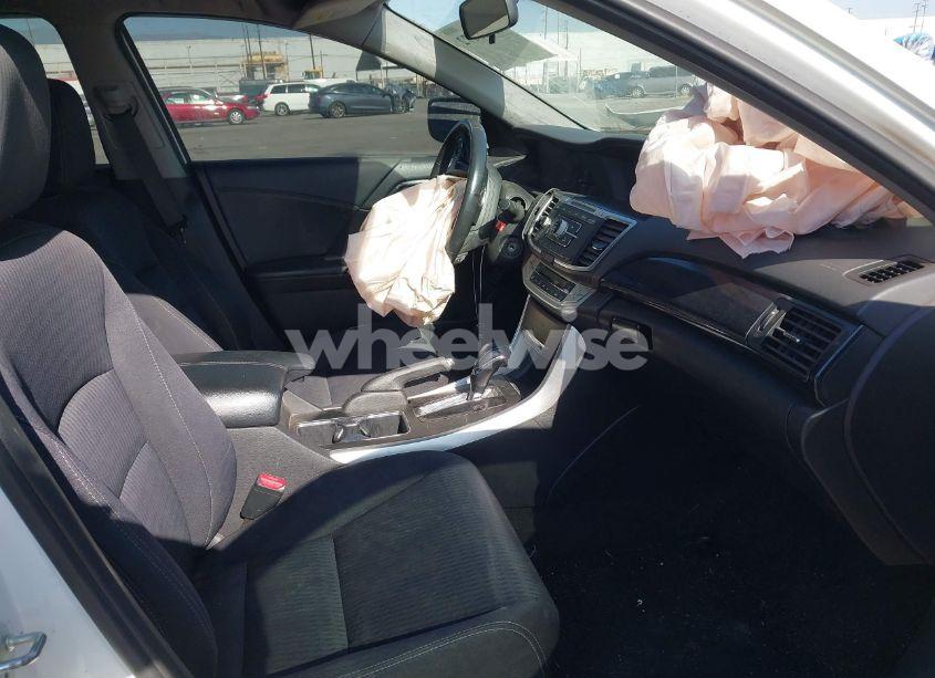 Photo 5 of 2015 Honda Accord SPORT (VIN 1HGCR2F56FA217543)