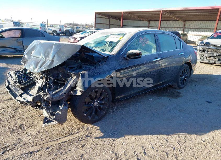 Photo 2 of 2015 Honda Accord SPORT (VIN 1HGCR2F56FA223584)