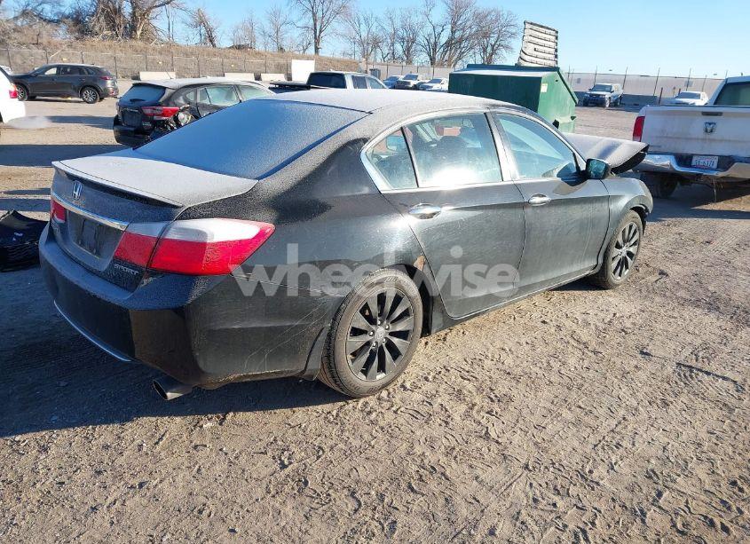 Photo 4 of 2015 Honda Accord SPORT (VIN 1HGCR2F56FA223584)