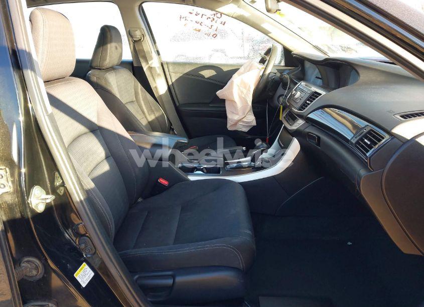 Photo 5 of 2015 Honda Accord SPORT (VIN 1HGCR2F56FA223584)