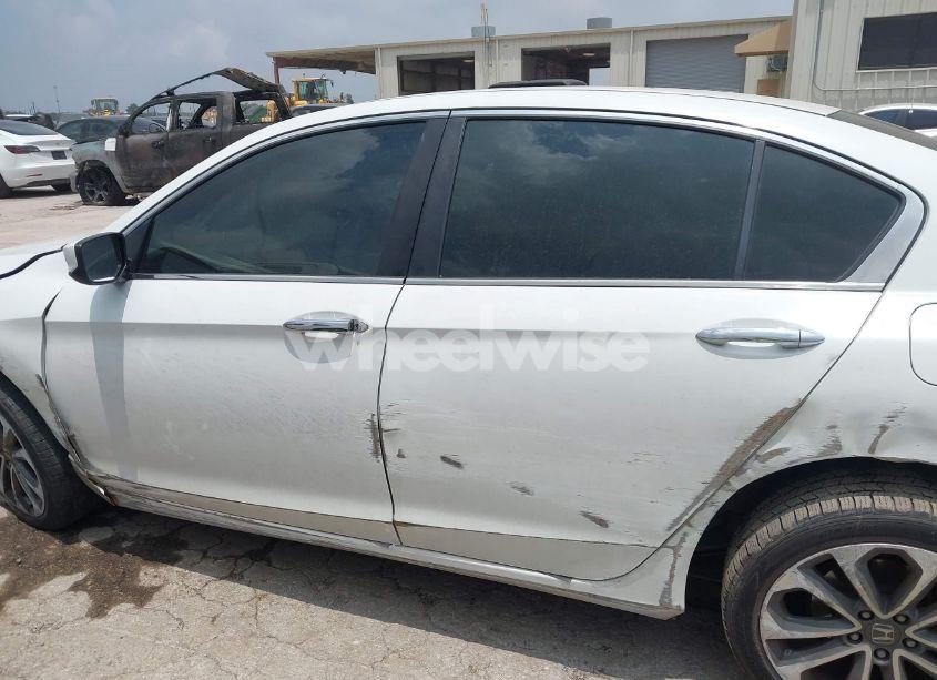 Photo 14 of 2015 Honda Accord SPORT (VIN 1HGCR2F56FA243785)