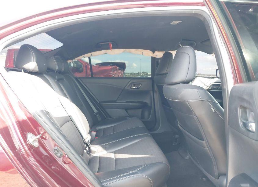 Photo 8 of 2016 Honda Accord SPORT (VIN 1HGCR2F56GA051428)