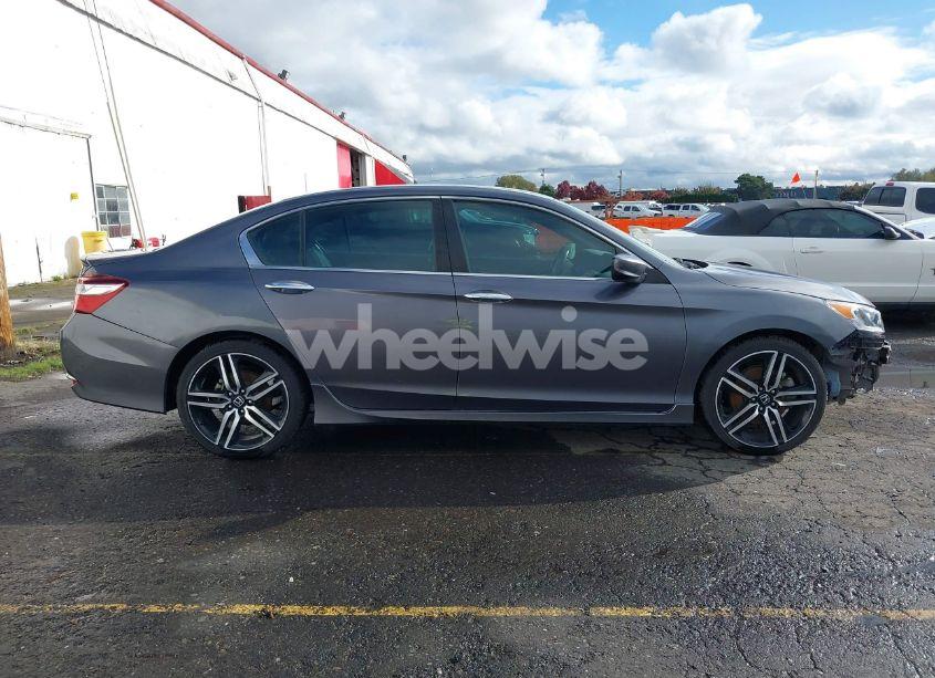 Photo 13 of 2016 Honda Accord SPORT (VIN 1HGCR2F56GA071940)