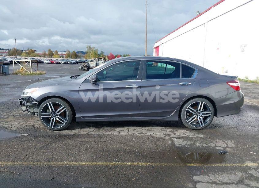 Photo 14 of 2016 Honda Accord SPORT (VIN 1HGCR2F56GA071940)