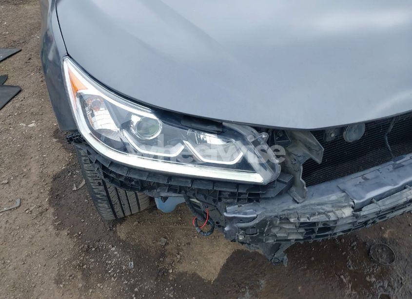 Photo 18 of 2016 Honda Accord SPORT (VIN 1HGCR2F56GA071940)