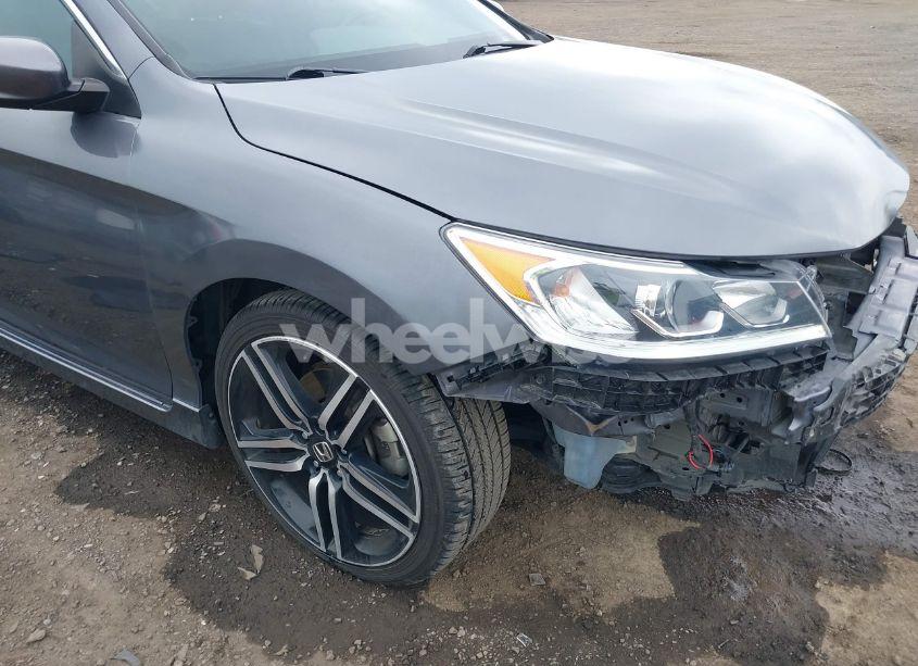 Photo 19 of 2016 Honda Accord SPORT (VIN 1HGCR2F56GA071940)
