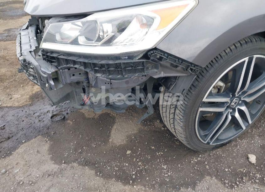 Photo 21 of 2016 Honda Accord SPORT (VIN 1HGCR2F56GA071940)