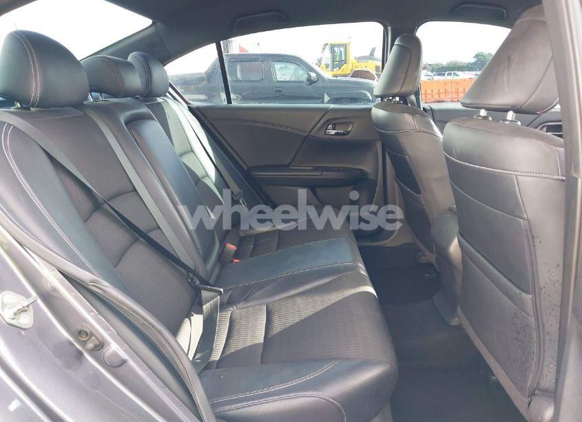 Photo 8 of 2016 Honda Accord SPORT (VIN 1HGCR2F56GA071940)