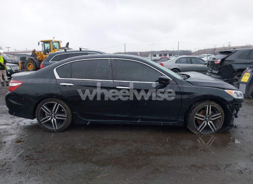 Photo 14 of 2016 Honda Accord SPORT (VIN 1HGCR2F56GA083828)