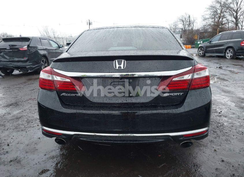 Photo 17 of 2016 Honda Accord SPORT (VIN 1HGCR2F56GA083828)