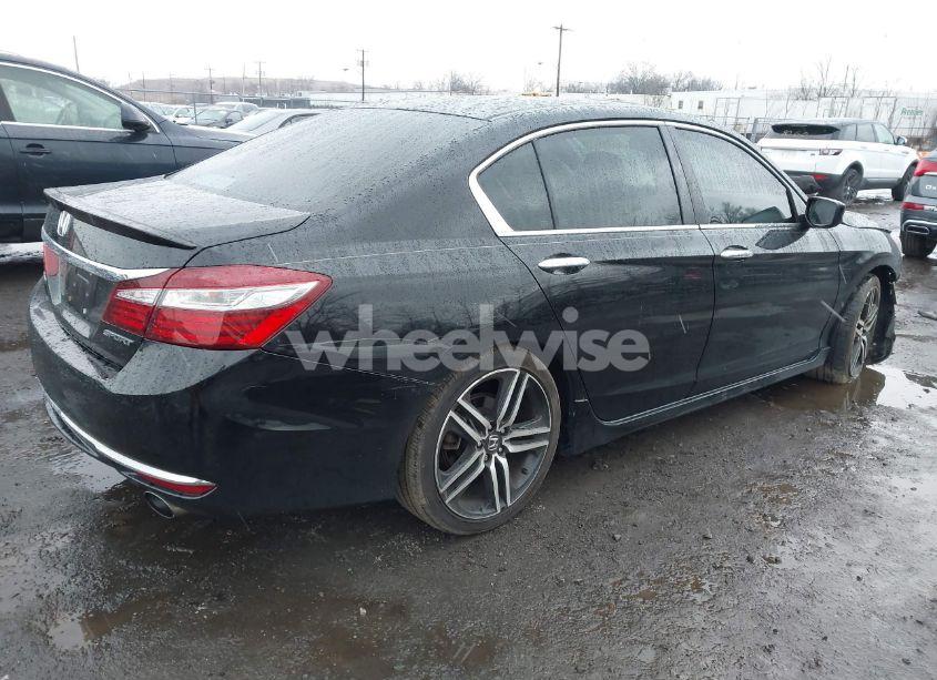 Photo 4 of 2016 Honda Accord SPORT (VIN 1HGCR2F56GA083828)