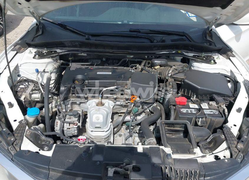 Photo 10 of 2016 Honda Accord SPORT (VIN 1HGCR2F56GA102085)